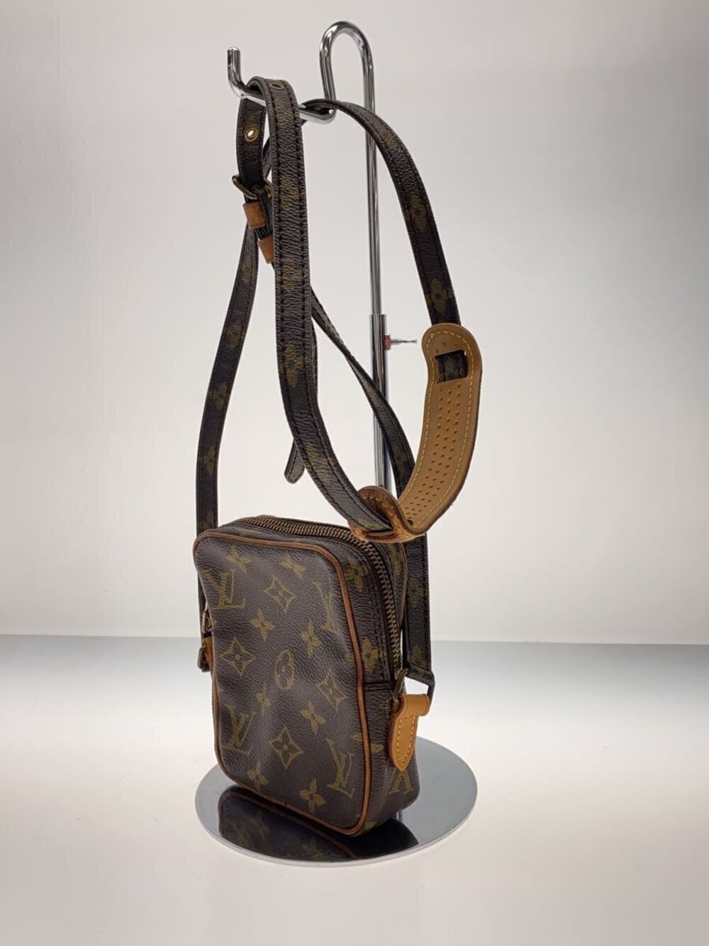 Louis Vuitton Danube Brown Canvas Monogram Brown